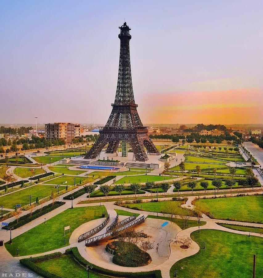 Burj Al Bahria Town Luxury Suites Lahore Exterior foto